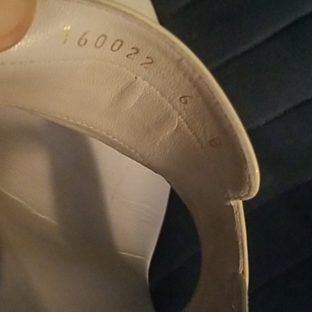 Gucci Horsebit Thong Sandals - Picture 5 of 7